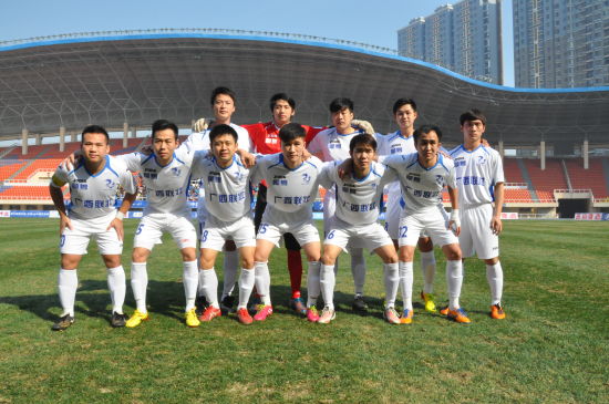 勇士主场惊险取胜！120-113力克雄鹿，谁才是这场胜利的关键？