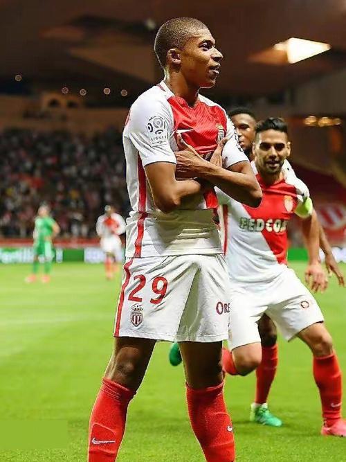 华子23分准绝杀森林狼19分逆转马刺 文班29+7戈贝尔6恶犯将禁赛