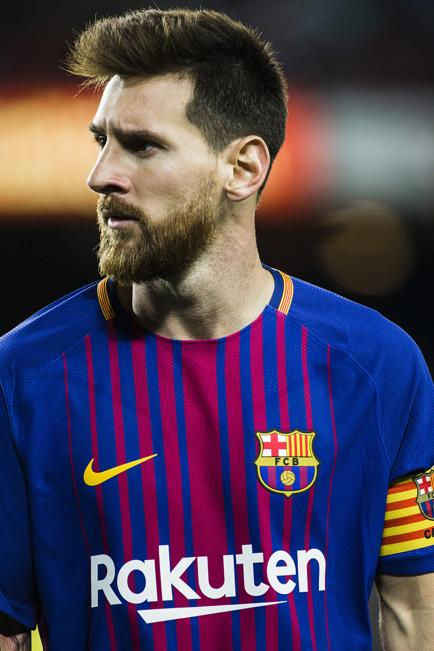 西超杯-拉菲尼亚双响维尼修斯一条龙 巴萨3-2皇马