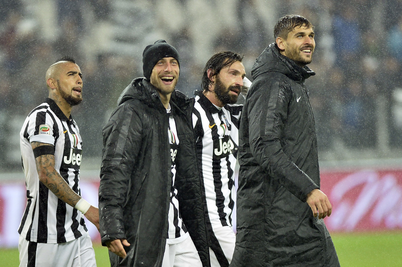 输给雄鹿遭遇两连败！东契奇变身低配版哈登