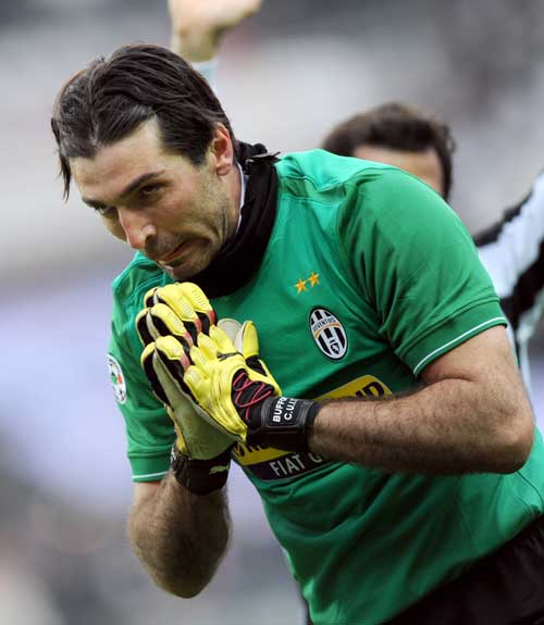 意甲-苏莱破门科内建功 罗马3-1热那亚升至第四