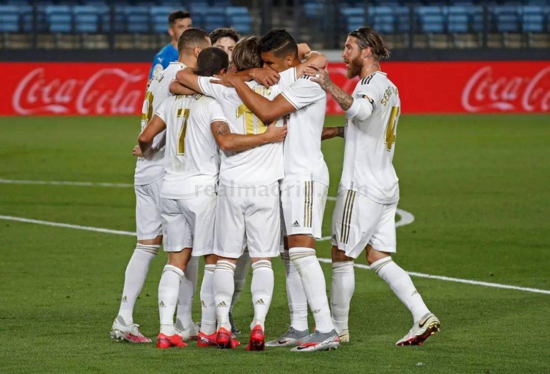 哈登：我机会很多只是投丢了一些球 保持出勤是我唯一要专注的事