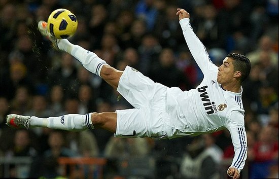 网易今年首款大作，正在逆境中重生