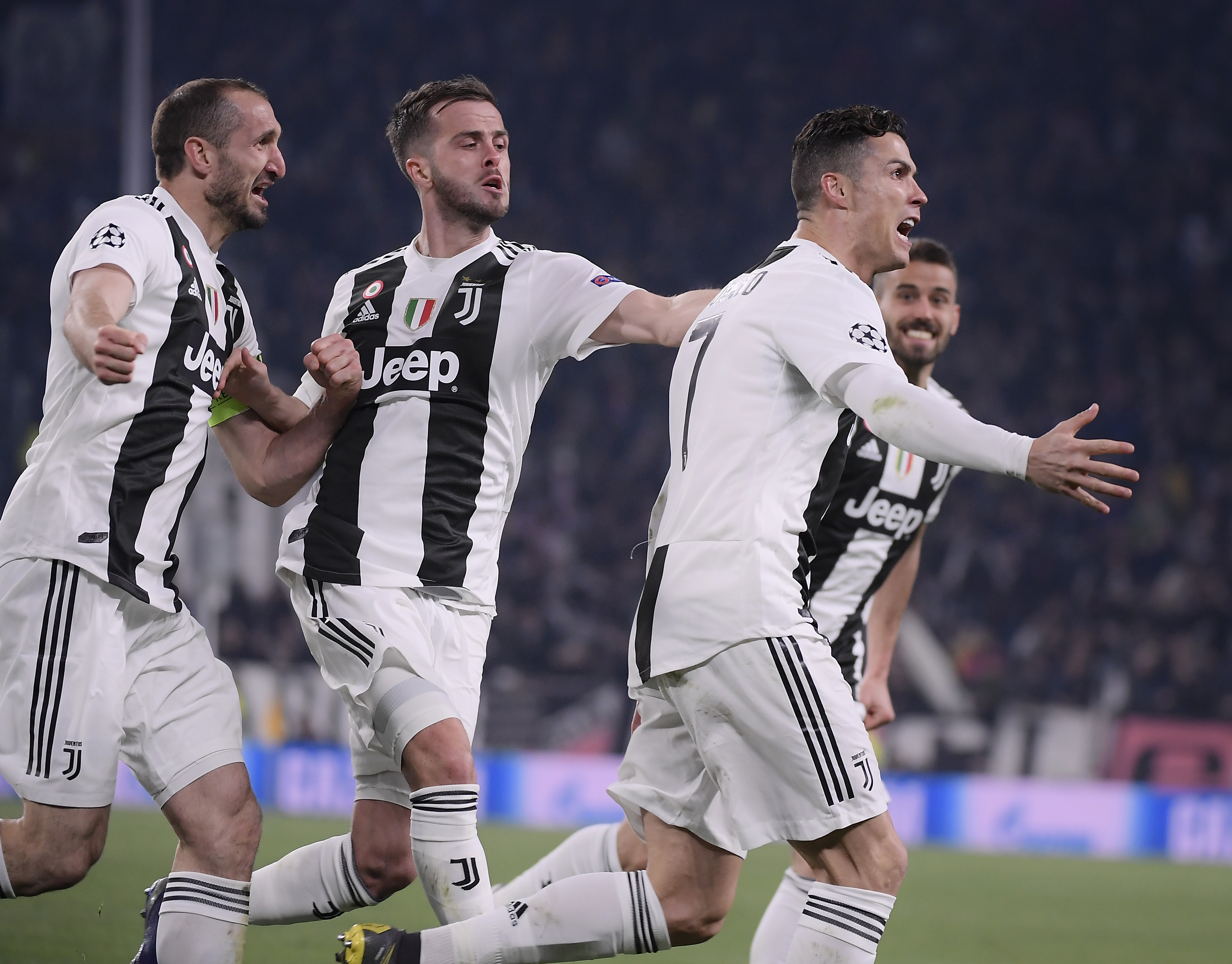 抖音小游戏携手“星推官”女流66开启全新内容经营时代