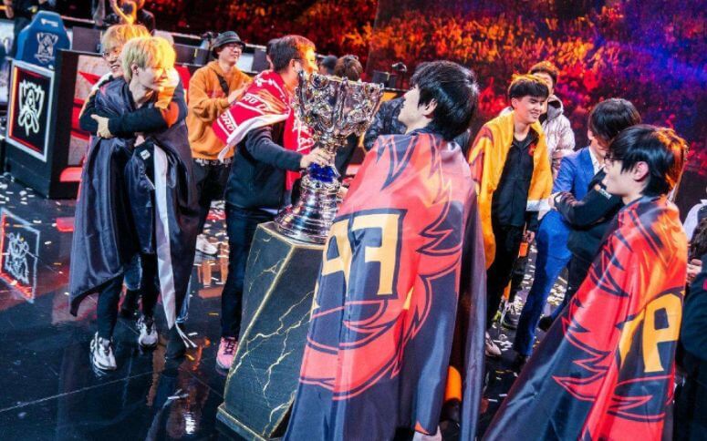 Spirit 将在 IEM Katowice 2025 半决赛中对阵 NAVI